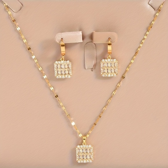 Golden Stainless Steel Earrings + Necklace Jewelry Set, 3pcs/Set - Picture 3 of 5